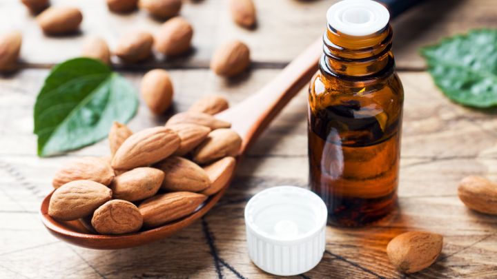 is almond oil good for face - serum 101