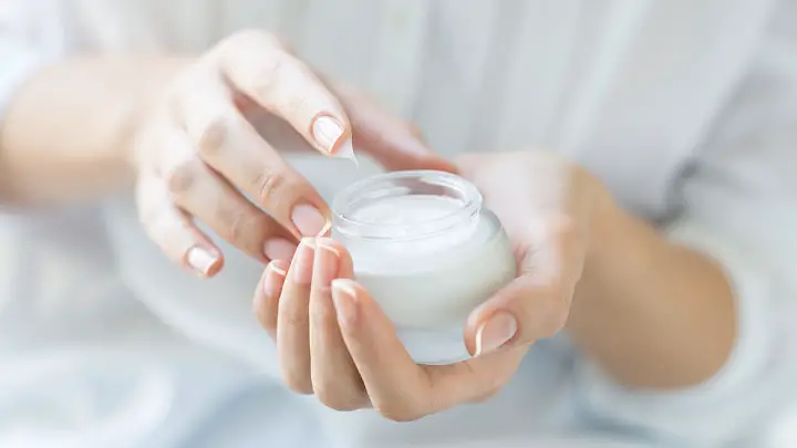 is moisturizer good for oily skin