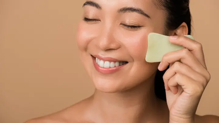 what face oil should you use for gua sha - serum 101